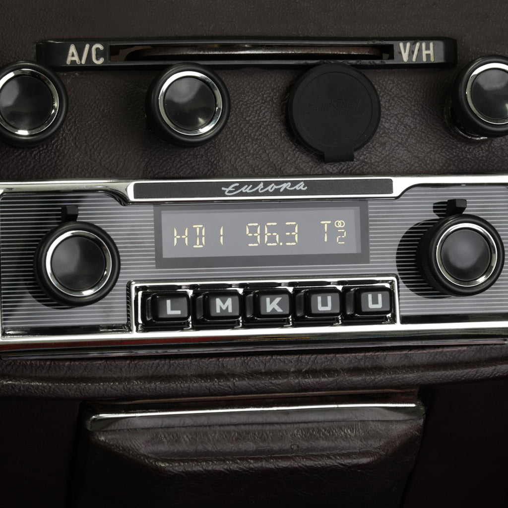 RetroSound Europa Motor 4 DAB FM Radio 1960's-70's Bluetooth Classic Car Stereo